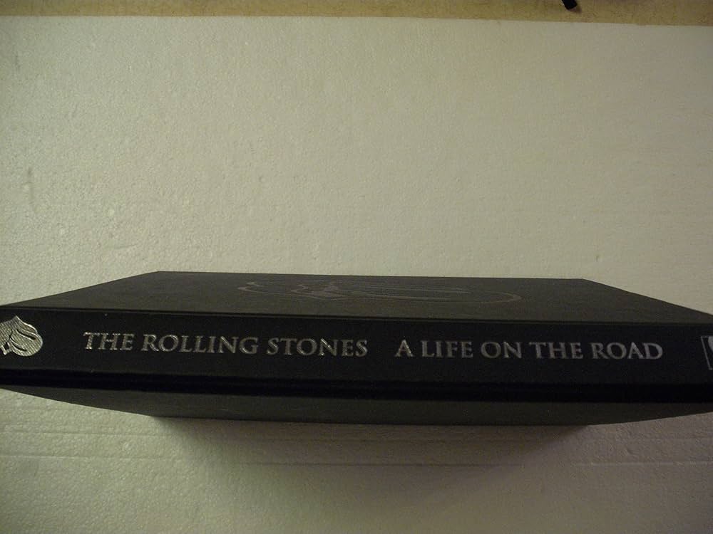 BOOKS [BOOKS] ストーン・アローン―ローリング・ストーンズの真実〈 ISBN4789707814  /00600 Amazon.com: ストーン・アローン―ローリング・ストーンズの真実